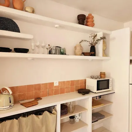 La Casa Rosie, Charme Paisible A Les Flots Ferienhaus *