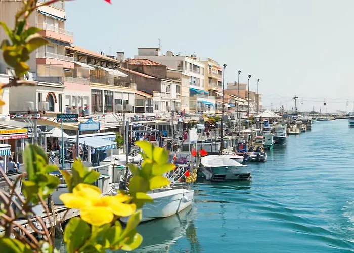 La Casa Rosie, Charme Paisible A Les Flots بيت للعطل بالافاس ليه فلو